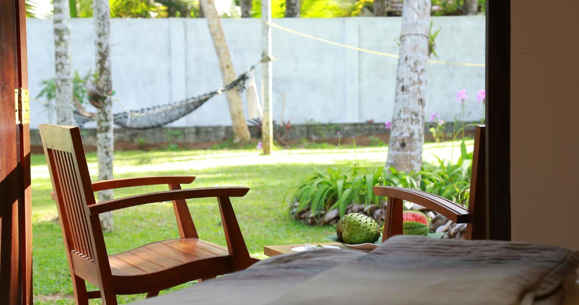 Hikka Resort Hikkaduwa Exterior photo