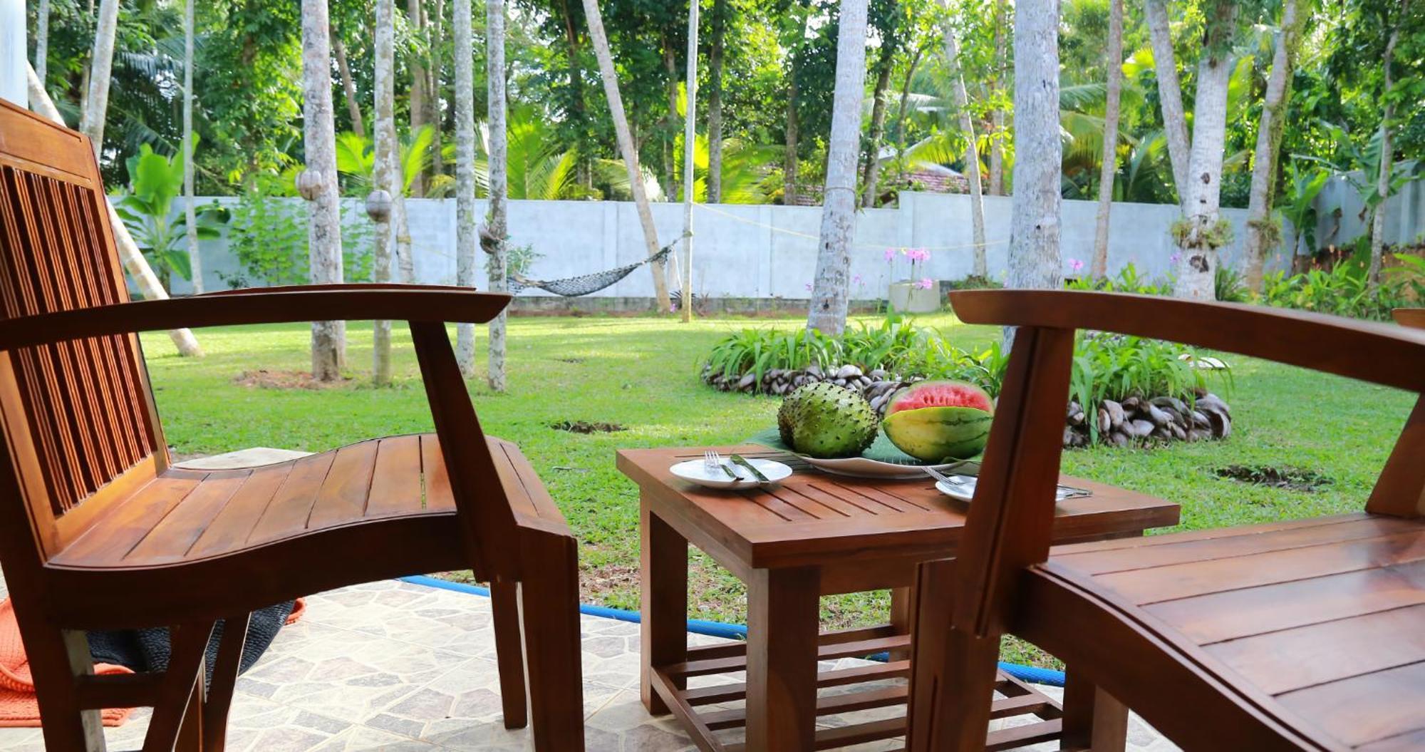 Hikka Resort Hikkaduwa Exterior photo