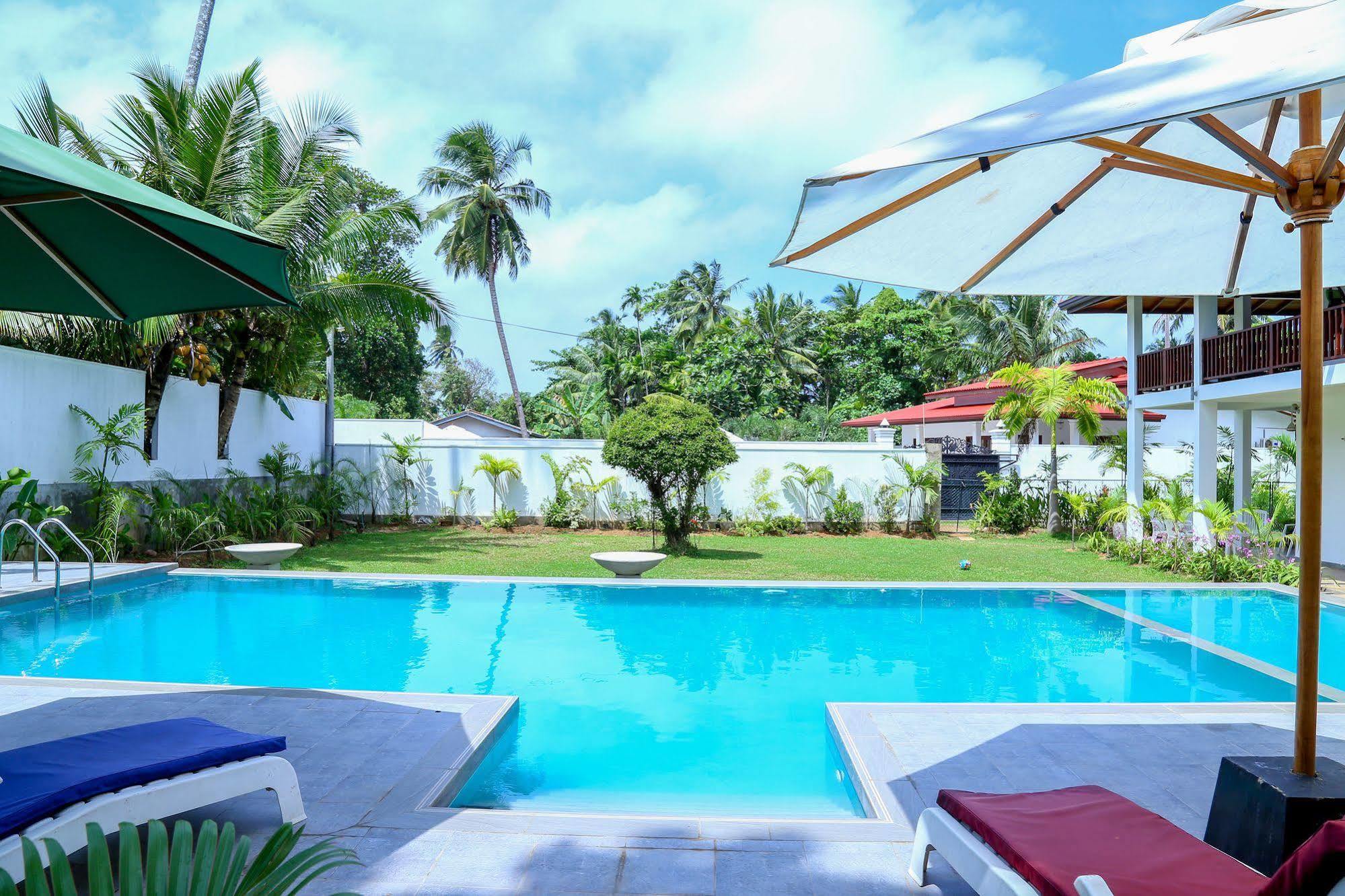 Hikka Resort Hikkaduwa Exterior photo
